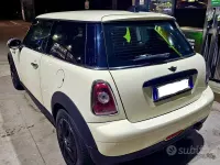 Usata Mini ONE 75 CV (55 kW) 2010 Utilitaria