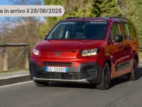 Nouvelle Fiat Qubo Icon 131 ch (96 kW) 2026 Argent Monospace