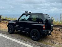 Usata Suzuki Vitara 75 CV (55 kW) 1997 Nero Station wagon