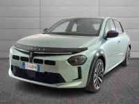 Usata Lancia Ypsilon 101 CV (74 kW) 2025 Verde Utilitaria