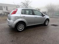 Usata Fiat Grande Punto Dynamic 69 CV (50 kW) 2008 Grigio Utilitaria