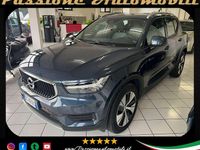 Usata Volvo XC40 Momentum 163 CV (119 kW) 2021 Blu/azzurro SUV