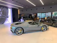 Usata Ferrari 296 662 CV (486 kW) 2022 Grigio scuro metallizzato Coupé