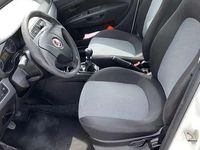 Usata Fiat Punto Lounge 69 CV (50 kW) 2013 Bianco Berlina