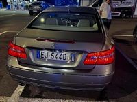 Gebraucht Mercedes E220 170 PS (125 kW) 2011 Grau Coupé