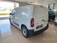 Usata Citroën Berlingo 100 CV (73 kW) 2023 Bianco Monovolume