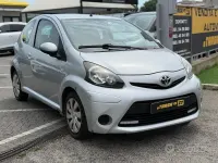 Usata Toyota Aygo Active 68 CV (50 kW) 2012 Grigio Utilitaria