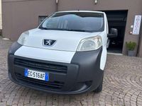 Usata Peugeot TePee Premium 75 CV (55 kW) 2011 Bianco Station wagon