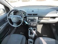 Begagnad Mazda 2 75 HK (55 kW) 2007 Grå Halvkombi