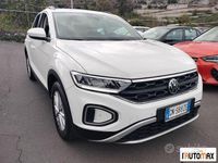 Usata VW T-Roc Style 150 CV (110 kW) 2023 Bianco SUV