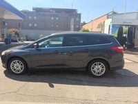 Begagnad Ford Focus Titanium 125 HK (91 kW) 2012 Blå Sedan