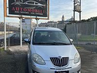 Usata Lancia Musa S 95 CV (69 kW) 2010 Grigio Monovolume