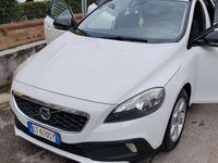 Usata Volvo V40 CC Kinetic 114 CV (83 kW) 2013 Bianco Station wagon