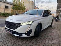Usado Peugeot 308 Allure 131 CV (96 kW) 2022 Blanco Familiar