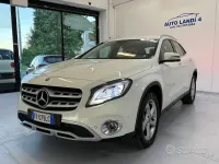 Usata Mercedes GLA200 Premium 136 CV (100 kW) 2017 Bianco SUV