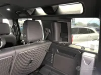 Nuova Land Rover Defender SE Dynamic 200 CV (147 kW) 2026 Beige SUV