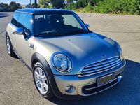 Usata Mini Cooper D 111 CV (81 kW) 2010 Oro Utilitaria