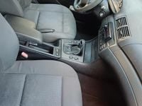 Usata BMW 318 116 CV (85 kW) 2002 Blu Berlina