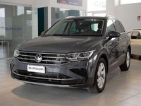 Usata VW Tiguan Elegance 150 CV (110 kW) 2021 Grigio scuro SUV