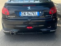 Usata Peugeot 206 CC 109 CV (80 kW) 2005 Nero Cabrio