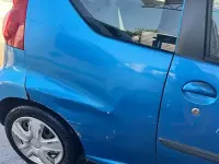 Usata Peugeot 107 68 CV (50 kW) 2007 Bluazzurro Utilitaria