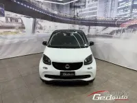 Begagnad Smart ForFour Passion 71 HK (52 kW) 2019 Vit Halvkombi