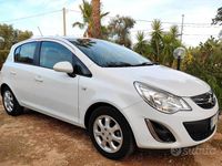 Usata Opel Corsa 86 CV (63 kW) 2013 Bianco Berlina