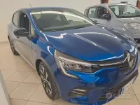 Usata Renault Clio V Evolution 100 CV (73 kW) 2023 Bluazzurro Berlina