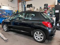 Usata Peugeot 207 2007 Nero Utilitaria