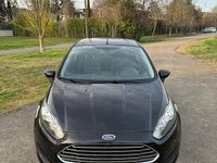Usado Ford Fiesta 75 CV (55 kW) 2013 Negro Utilitario