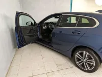 Usata BMW 118 Advantage 150 CV (110 kW) 2022 Blu/azzurro Utilitaria