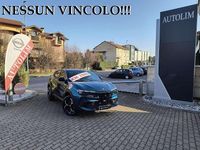Nuova Alfa Romeo Junior Edizione Speciale 136 CV (100 kW) 2025 Blu navigli tetto nero SUV
