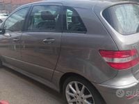 Usata Mercedes B180 109 CV (80 kW) 2007 Grigio Monovolume