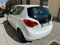 Usata Opel Meriva Cosmo 101 CV (74 kW) 2011 Bianco Monovolume