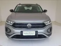 Usata VW T-Roc Life 110 CV (80 kW) 2023 Argento metallizzato SUV