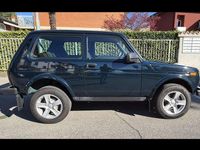 Usata Lada niva 83 CV (61 kW) 2020 Verde SUV