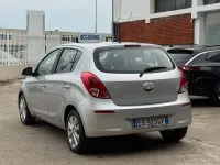 Usata Hyundai i20 Edition 85 CV (62 kW) 2013 Grigio Utilitaria