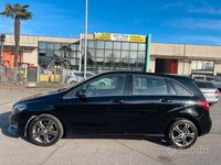 Usata Mercedes B180 109 CV (80 kW) 2015 Nero Monovolume