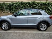 Usata VW T-Roc Life 150 CV (110 kW) 2023 Grigio SUV