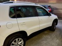 Usata VW Tiguan 140 CV (102 kW) 2011 Bianco SUV