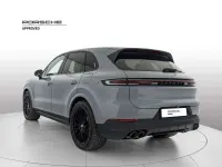 Nuova Porsche Cayenne E-Hybrid 470 CV (345 kW) 2026 Grigio SUV