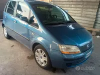 Usata Fiat Idea 69 CV (50 kW) 2005 Bluazzurro Monovolume