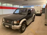 Usata Mitsubishi Pajero 1992 Blu SUV