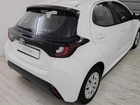 Usata Toyota Yaris Trend 72 CV (52 kW) 2023 Bianco Utilitaria