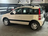 Usata Fiat Panda Climbing 60 CV (44 kW) 2009 Bianco Utilitaria