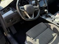 Usata VW Passat 122 CV (89 kW) 2021 Nero Station wagon