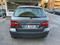 Usata Mercedes B180 Executive 116 CV (85 kW) 2010 Grigio Monovolume