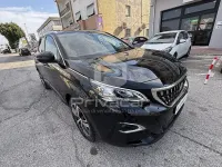 Usata Peugeot 3008 Allure 131 CV (96 kW) 2020 Nero SUV