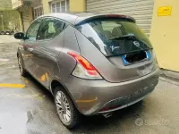 Usata Lancia Ypsilon Platinum 69 CV (50 kW) 2014 Grigio Utilitaria
