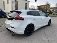 Usata Volvo V40 R-Design 120 CV (88 kW) 2017 Bianco Berlina